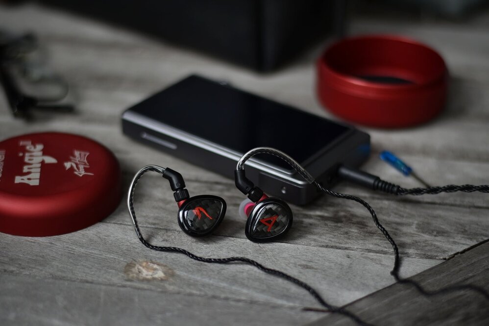 JH Audio Angie II Full Metal Jacket | earphonia.com